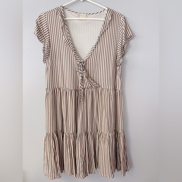 0124-10M SWEET Stripes Ruffle Dress - Picture 1 of 3